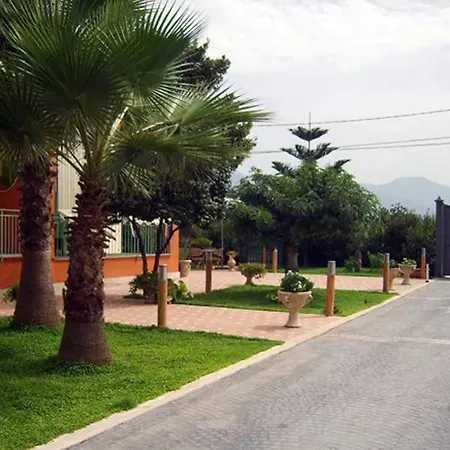 Konukevi Julia Pompei