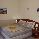 Julia Affittacamere 3*