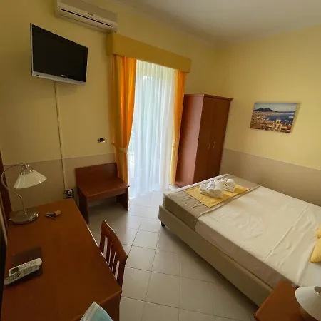 Гостьовий будинок Julia Помпеї