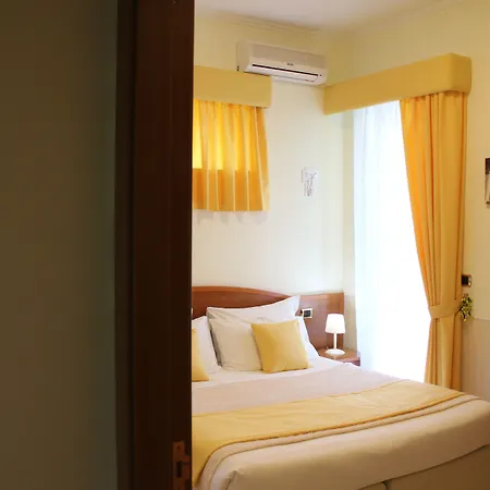 Julia Гостевой дом 4*