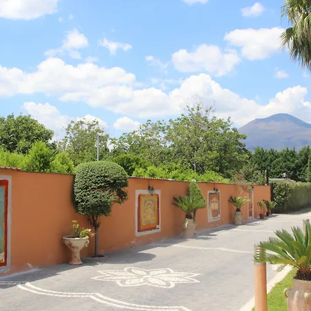 Гостевой дом Julia Помпеи