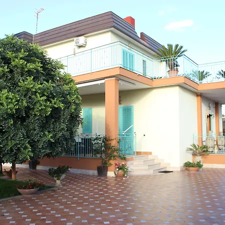 Julia Guest house 4*