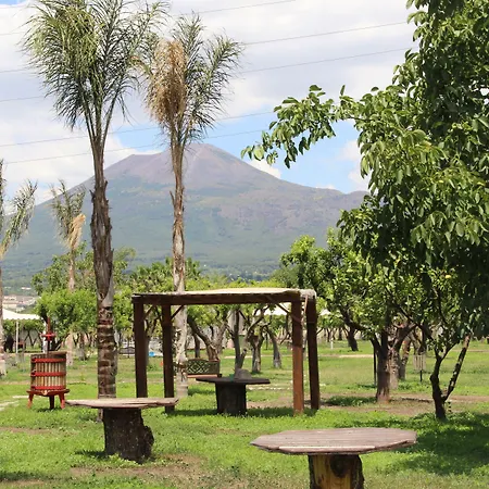 Julia Гостьовий будинок