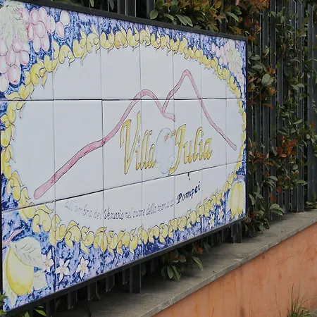 Julia Affittacamere