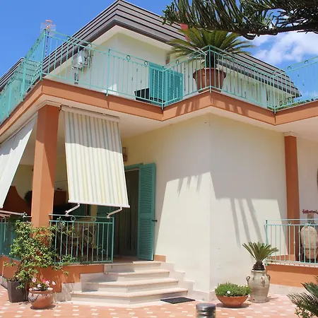 Гостевой дом Julia Помпеи