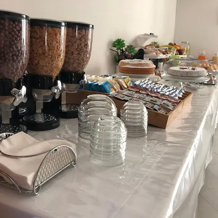 Julia Гостьовий будинок